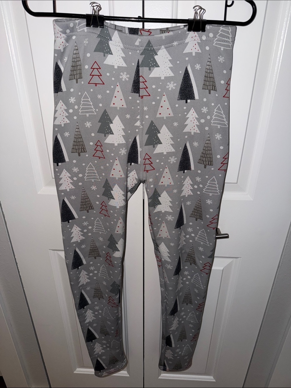 Just Cozy Gray Holiday Tree Print Fleece Lined Leggings